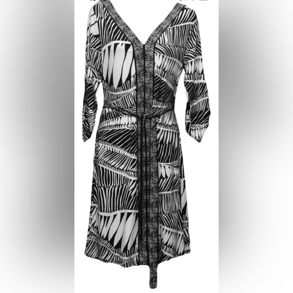 Access Black White Tropical Palm Frond Sheath Dress Belted Size M 3/4 Sleeves